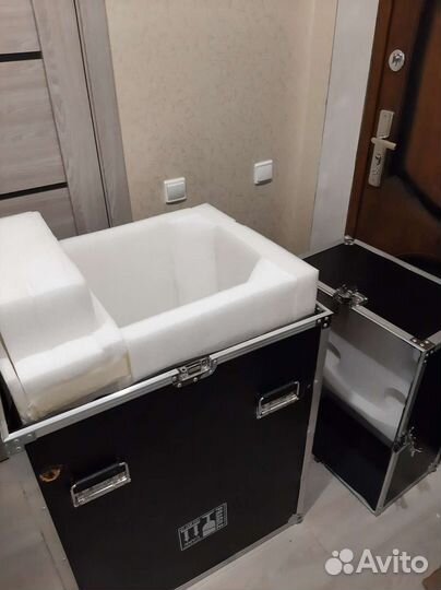 Ящик,кейс для транспортировки оборудования