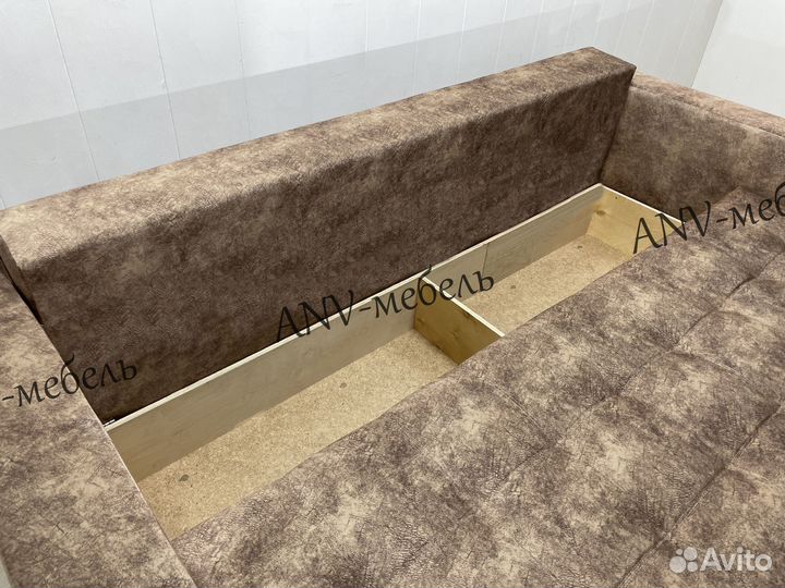 Диван на независимом пружинном блоке