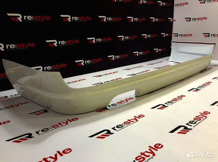 Губа задняя Toyota Land Cruiser 200