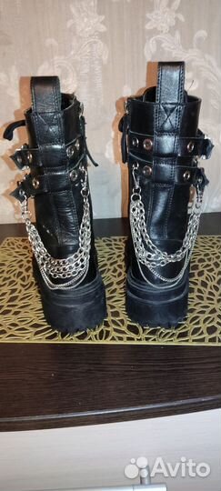 Ботинки женские