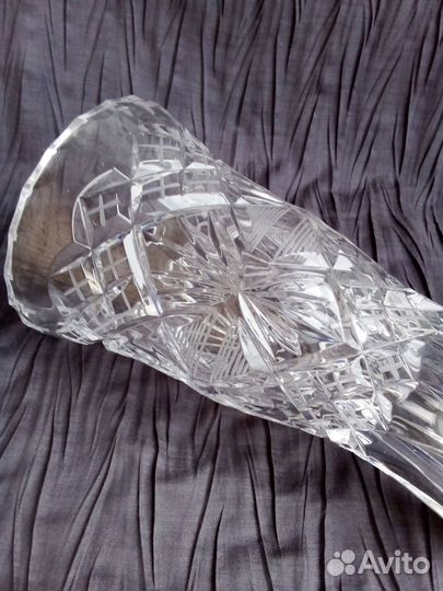 Ваза для цветов хрустальная