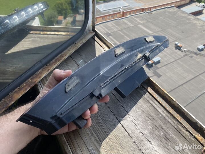 Поворотник правый Audi q7 4l рест