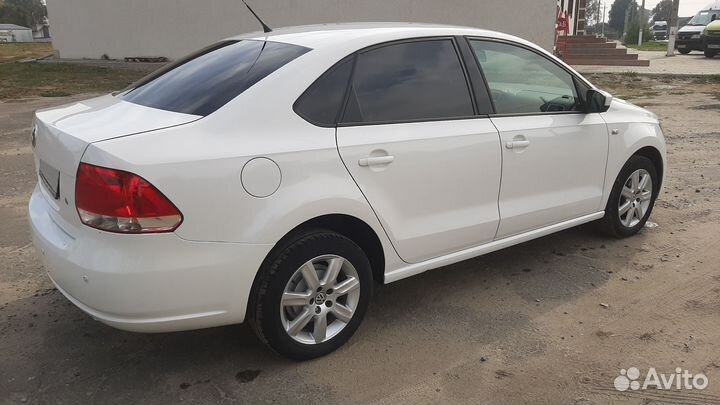 Volkswagen Polo 1.6 МТ, 2012, 141 000 км