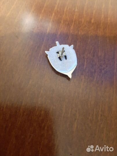 Лацканый знак Омон