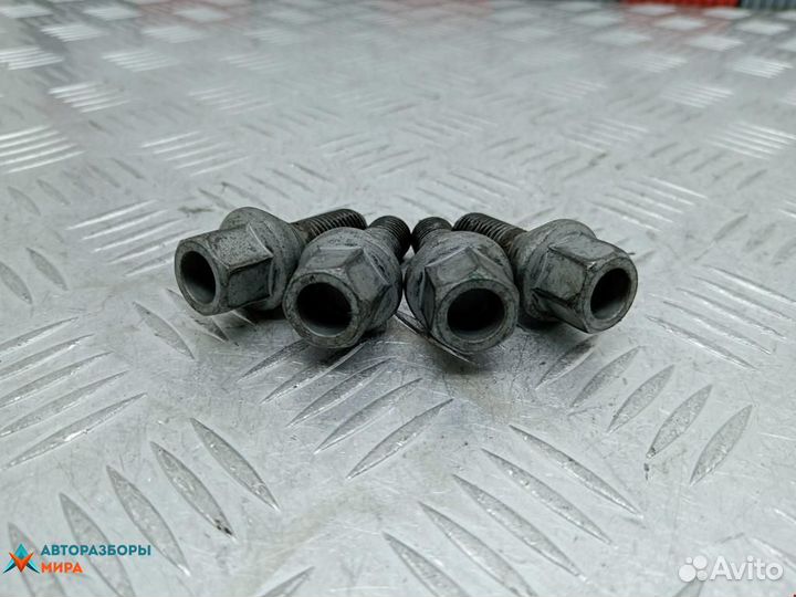 Болт колесный Dacia Logan рест. 2010 701601139B