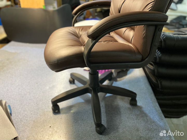 Кресло офисное