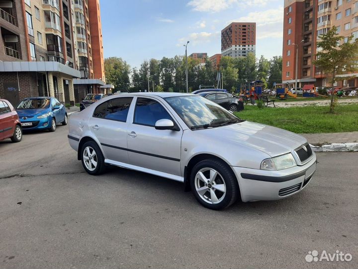 Skoda Octavia 1.6 MT, 2010, 195 000 км