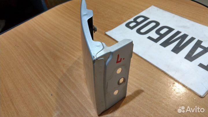 Ресничка под фонарь L хундай санта фе 2 CM 2008год