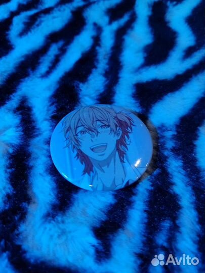 Аниме значки