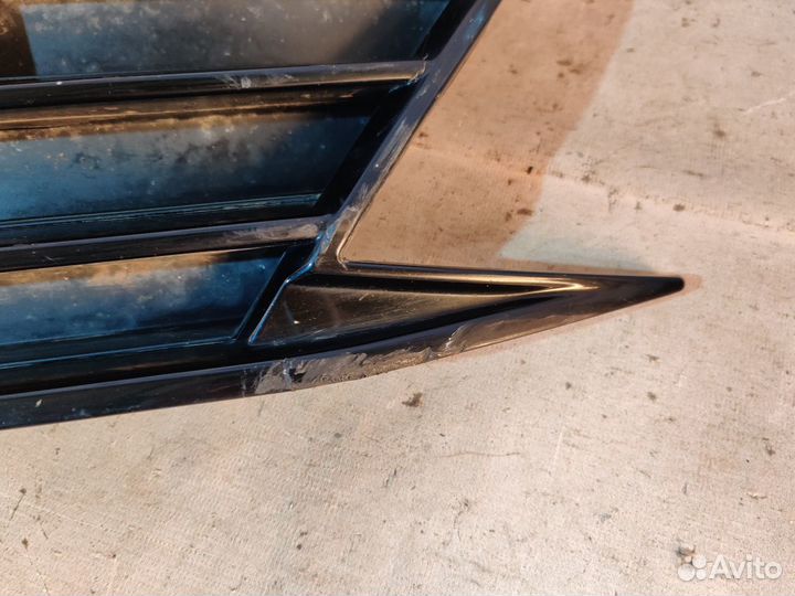 Фольцваген Джета 2014- Решетка радиатора 11317