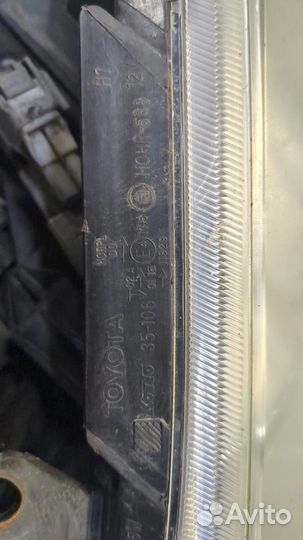 Фара (передняя) Toyota Avensis 2, 2008