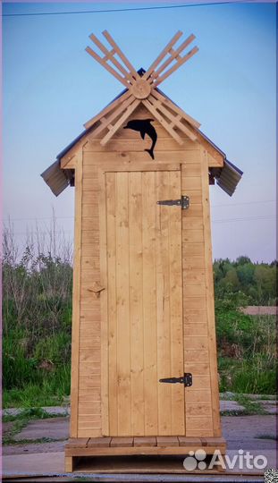 Уличный туалет с установкой