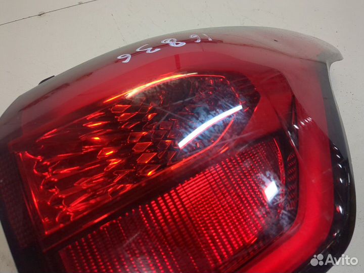 Фонарь (задний) правый Ford Escape