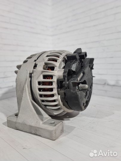 Генератор Volvo S40, 60, 80, XC 70, 90