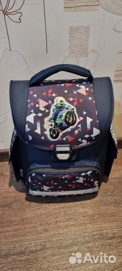 Школьный рюкзак для мальчика