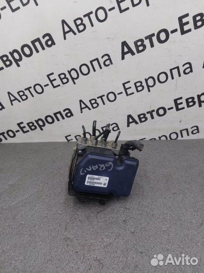 Блок ABS ESP Jeep Grand Cherokee WK2 3.0D 2017