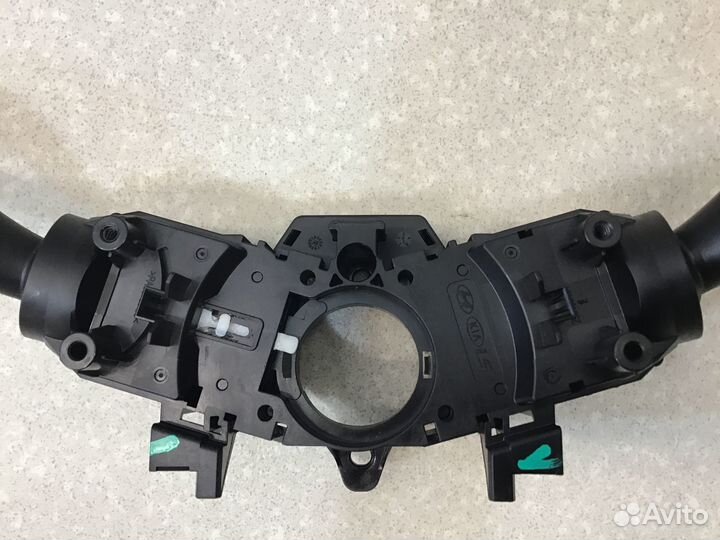 Переключатель подрулевой в сборе Kia Optima IV 201