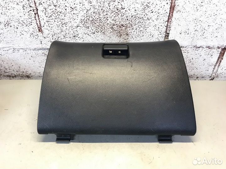 Бардачок Mitsubishi Lancer седан 1.6 2004