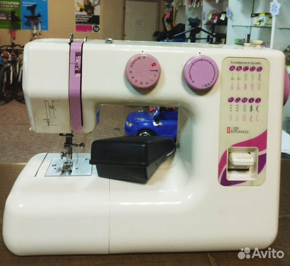 Швейная машина Dragonfly-218