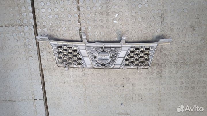 Решетка радиатора Nissan X-Trail (T30), 2003
