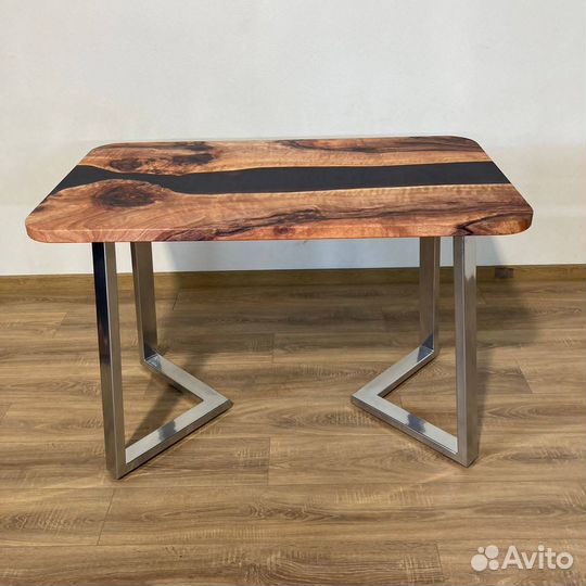 Кухонный стол 'Sensitive Climate'