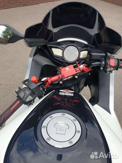 Мотоцикл Honda VFR1200fа