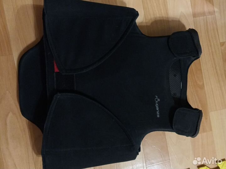 Защитный жилет для конного спорта fouganza 16