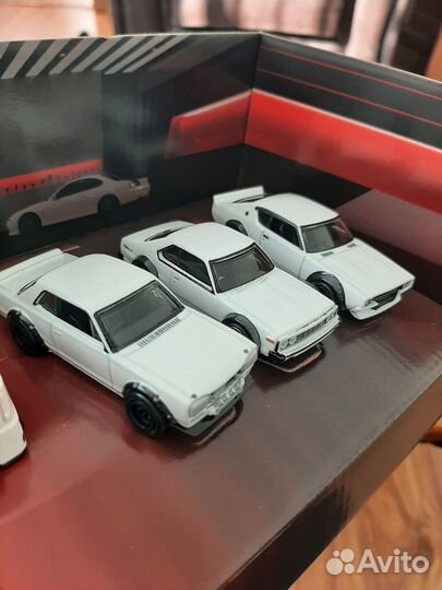 Hot wheels premium nissan skyline