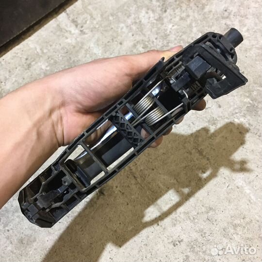 Ручка двери задняя левая Mercedes W210