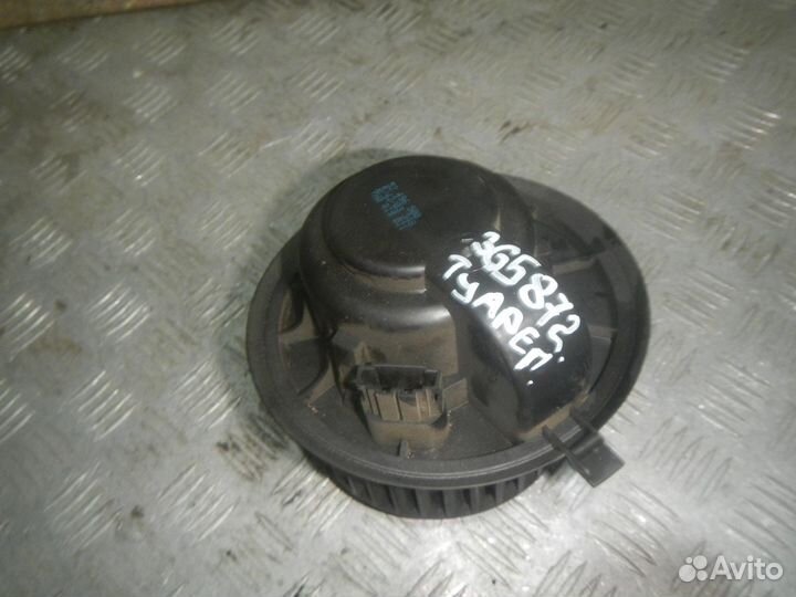 Моторчик отопителя, Volkswagen (Фольксваген) -toua