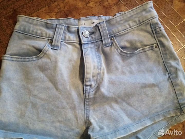 Женские джинсовые шорты 34