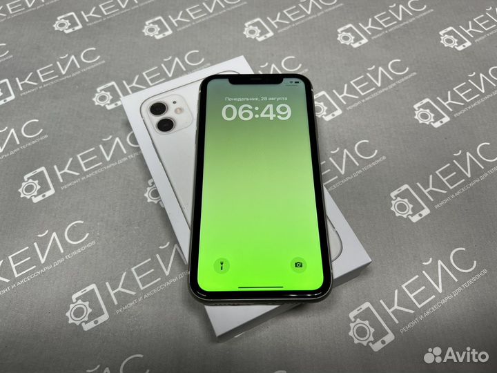 iPhone 11 White 64Gb