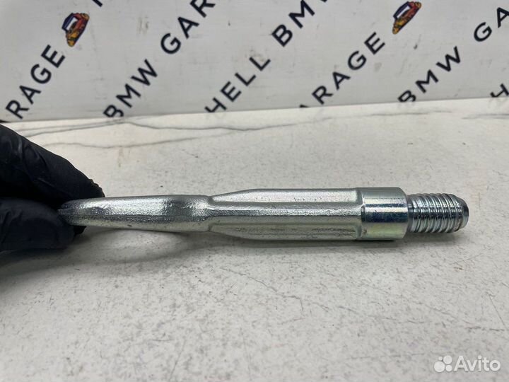 Буксировочный крюк Bmw F10 F20 F30 G30 G12