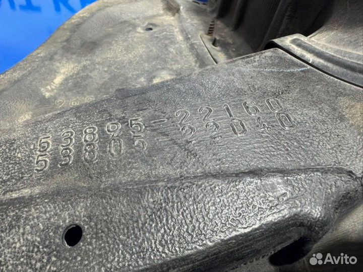 Подкрылок передний правый Toyota Mark X GRX120 4GR