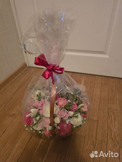 Корзина с цветами из мыла