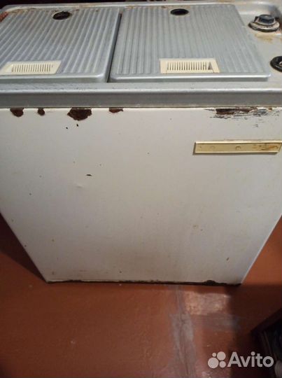 Советская стиральная машина. Полурабочее состояние