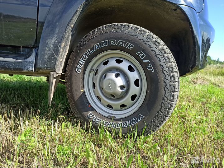 Yokohama Geolandar A/T G015 275/60 R20 115H