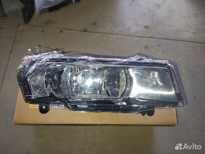 Фара противотуманная левая skoda yeti