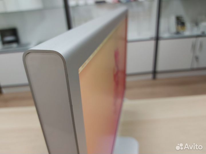 Apple Cinema Display 20