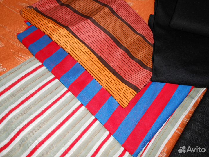 Ткани для костюмов и платьев (из СССР)