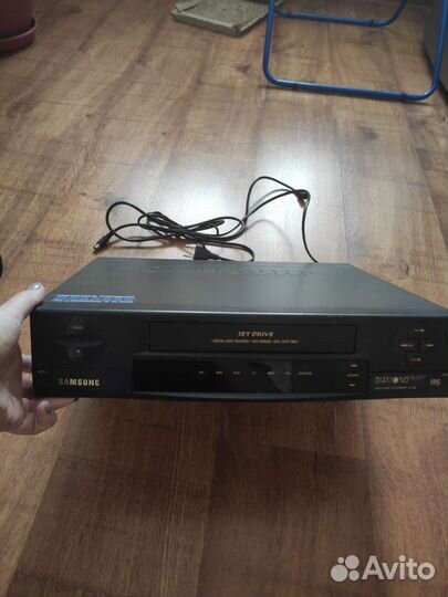 Видеомагнитофон samsung