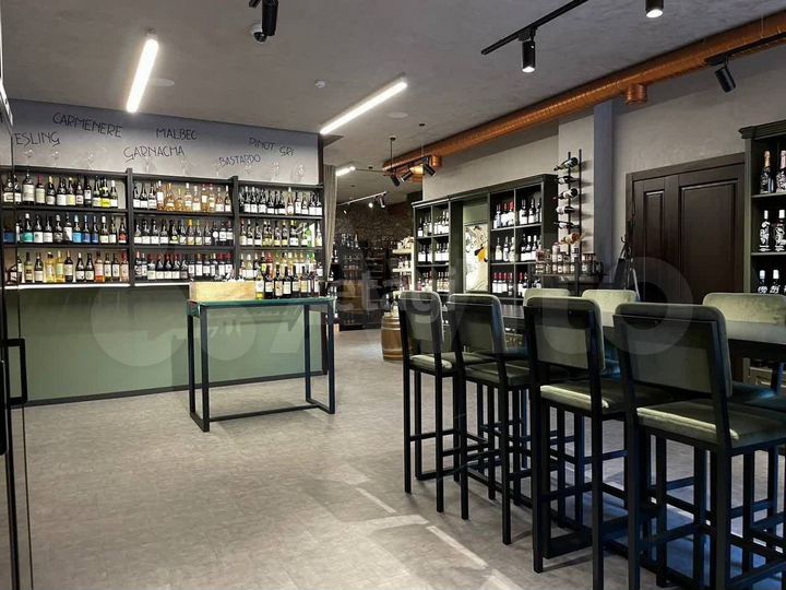 Продам торговое помещение, 180 м²