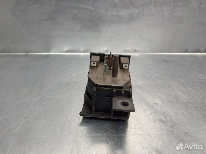 Переключатель регулировки зеркала audi 100 C4 1991