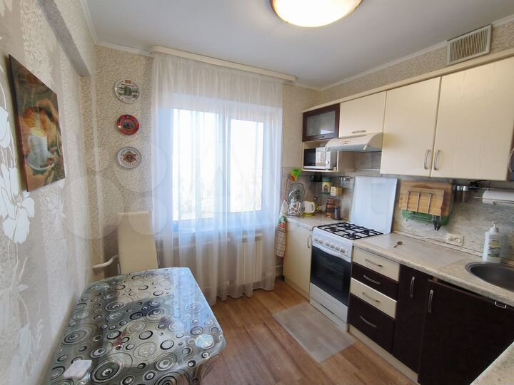 3-к. квартира, 60 м², 5/5 эт.