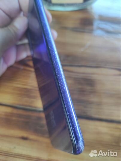 Телефон Huawei nova 5T