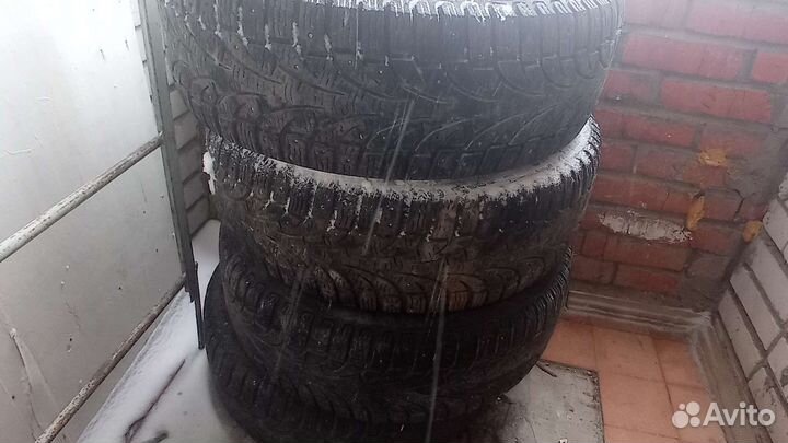 Pirelli Carrier Winter 215/55 R17