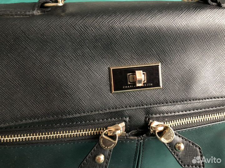 Сумка charles and keith оригинал