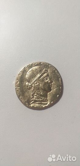 Колекционная монета