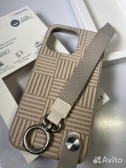 Чехол на iPhone 13 pro Moshi