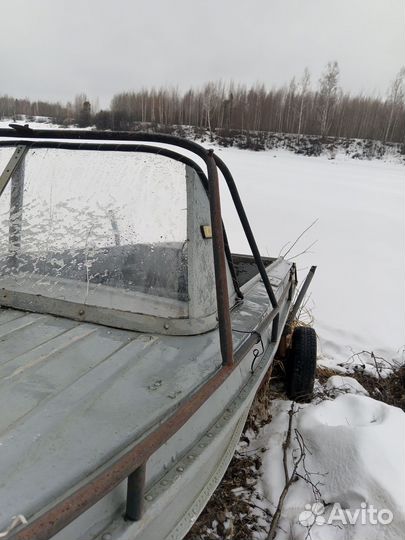 Продается лодка Казанка 5 М